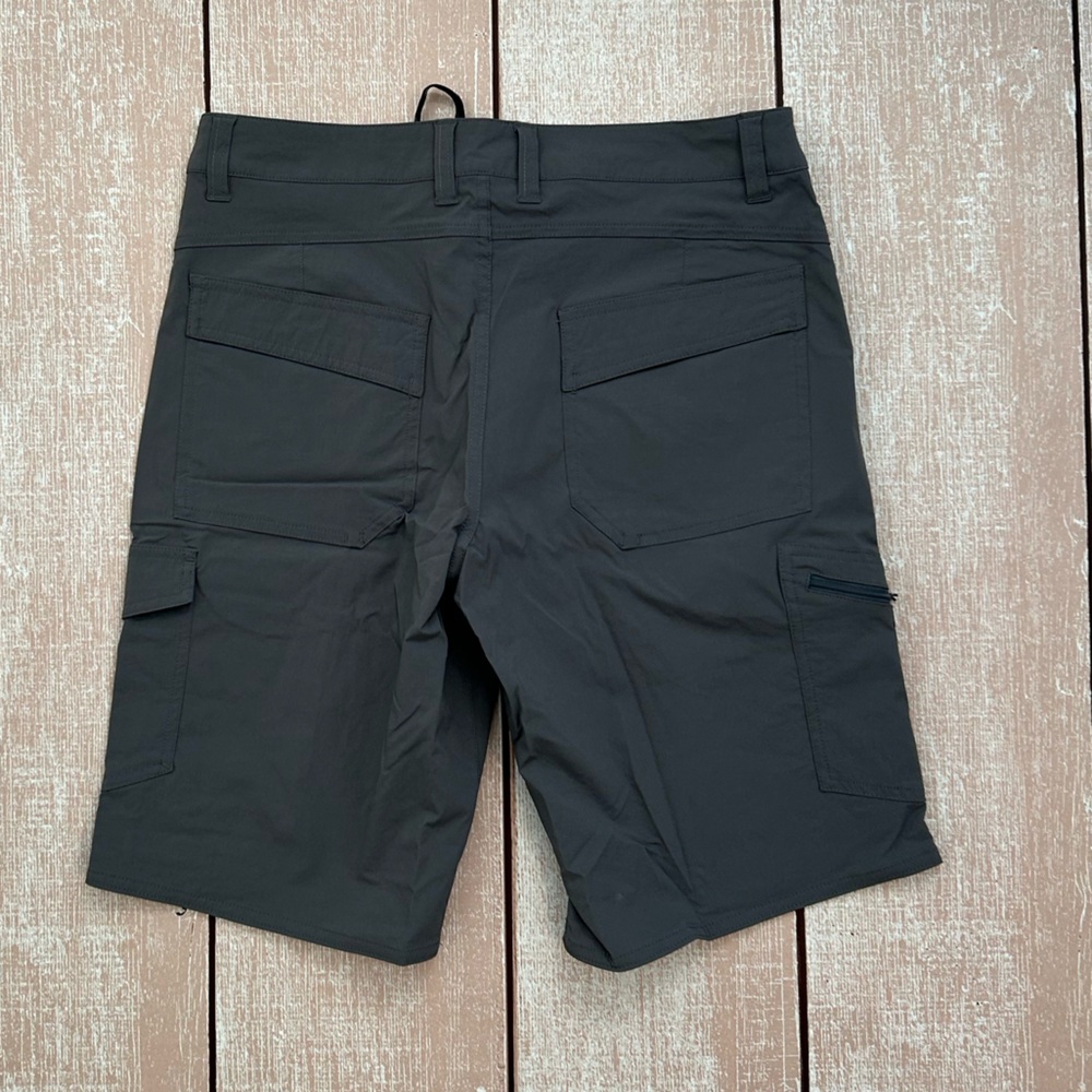 Patagonia Hybrid board shorts, 33 - Picture 2 of 3
